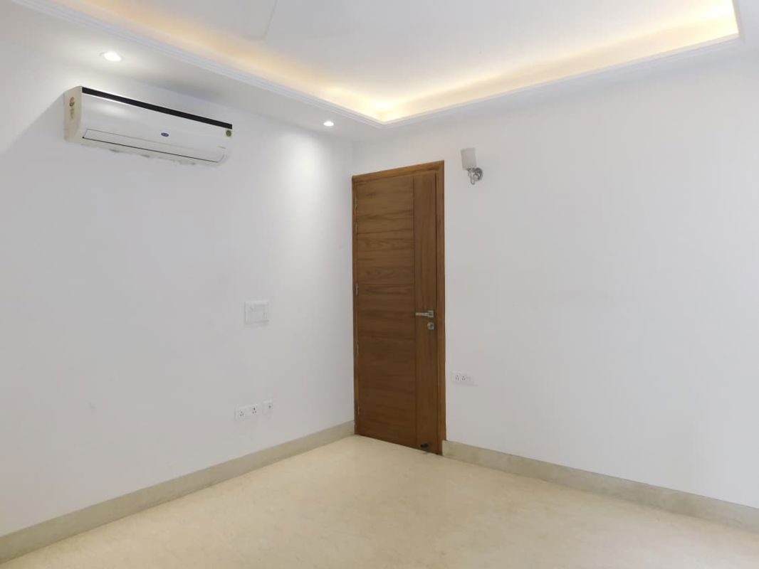 3 BHK Apartment For Sale in Malviya Nagar