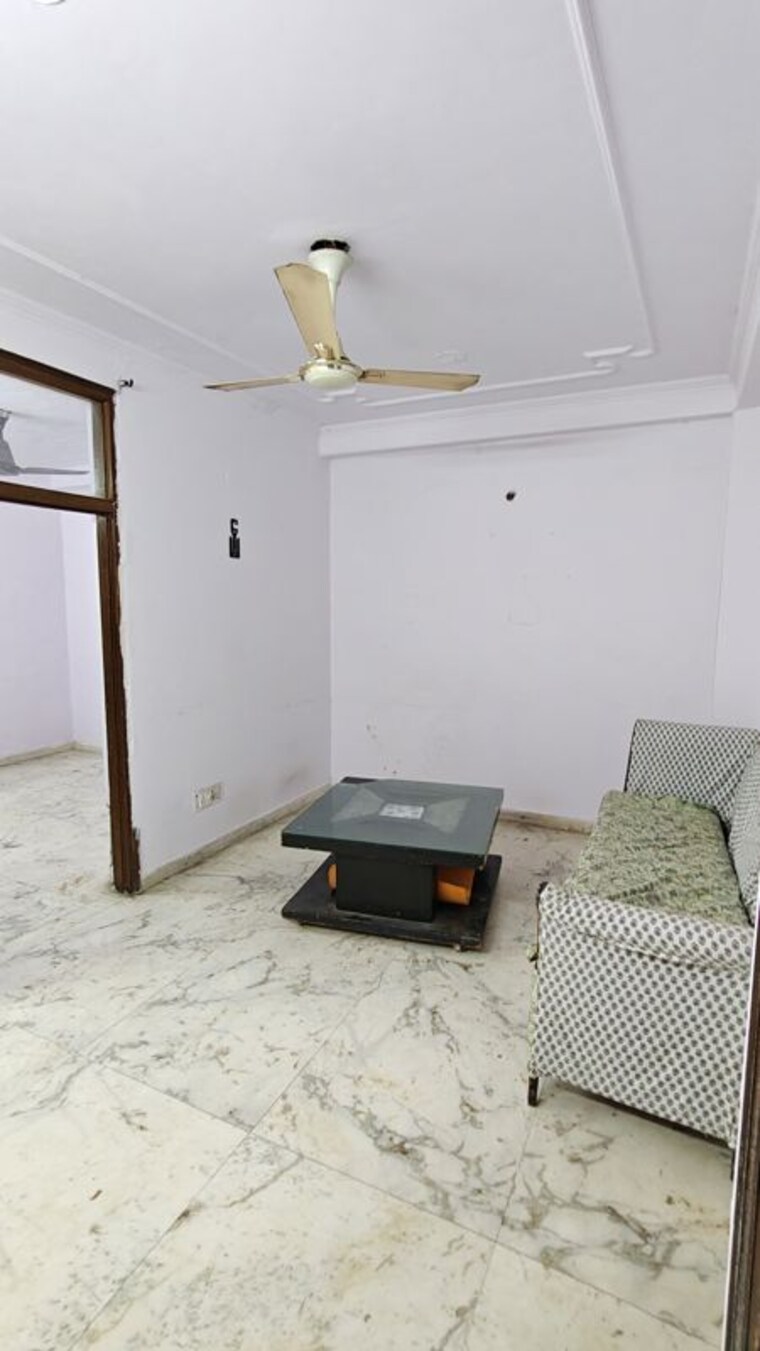 Team Area, malviya nagar 1 Bedroom 500 Sq.Ft. Builder Floor In Malviya Nagar Delhi 10244047