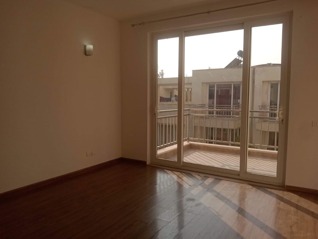 5 BHK + Pooja Room,Servant Room,Study Room,Extra Room,Basement,Store Room Villa For Rent in Emaar The Vilas