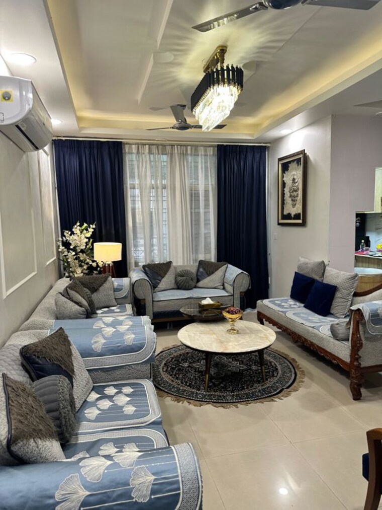 Master Bedroom, aditya-mega-city 3.5 Bedroom 1895 Sq.Ft. Apartment In Vaibhav Khand Ghaziabad 10244089