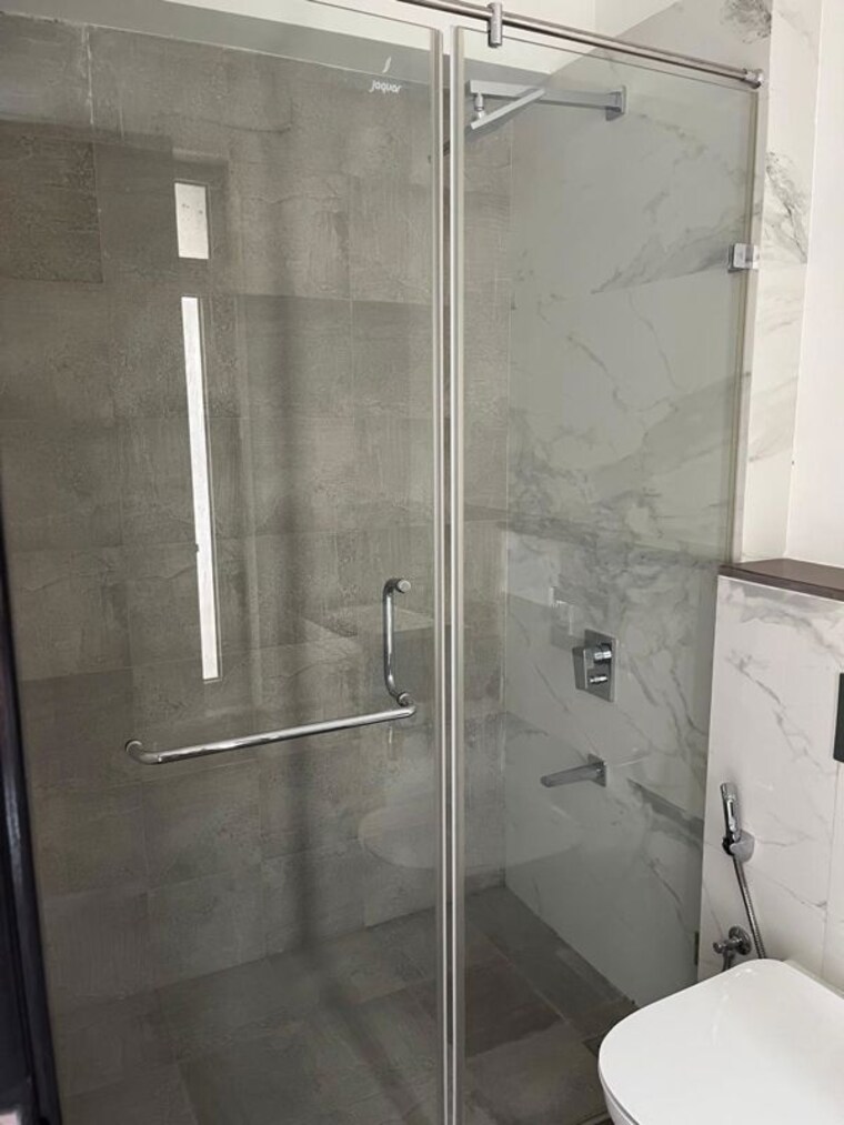Bathroom, piramal-revanta-ravin 1.5 Bedroom 460 Sq.Ft. Apartment In Mulund West Mumbai 10244088