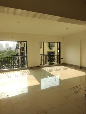 2 BHK Apartment For Sale in Azmi Deja View, Mazgaon