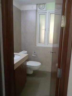 Bathroom in 6 BHK Villa at Emaar The Palm Spring  Villas, Sector 54 – for Rent