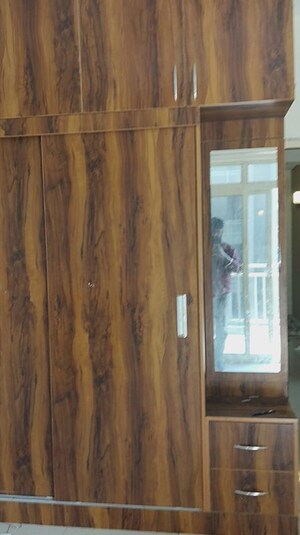 Room in 3 BHK Apartment at Conscient Habitat 78, Sector 78 – for Rent