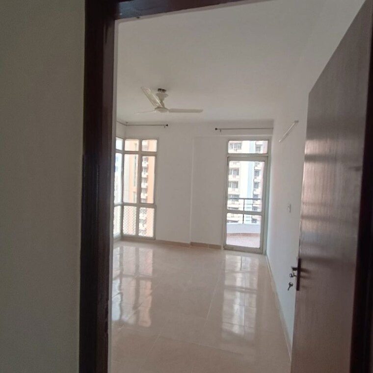 Room, supertech-czar-suites 3.5 Bedroom 1550 Sq.Ft. Apartment In Omicron I Greater Noida Greater Noida 10244103