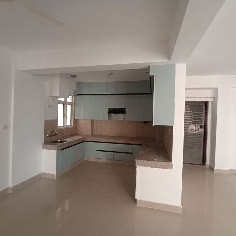 Kitchen, supertech-czar-suites 3.5 Bedroom 1550 Sq.Ft. Apartment In Omicron I Greater Noida Greater Noida 10244103