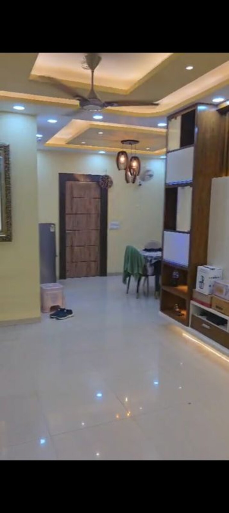 Living Room, windsor-paradise-2 4 Bedroom 1995 Sq.Ft. Apartment In Raj Nagar Extension Ghaziabad 10227546
