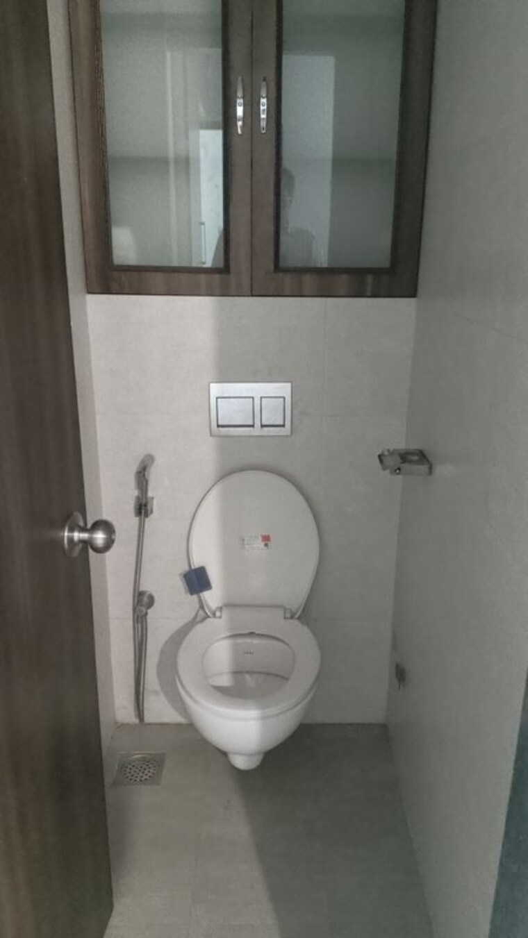 Bathroom, lodha-crown-quality-homes 1 RK 280 Sq.Ft. Apartment In Majiwada Thane 10243408