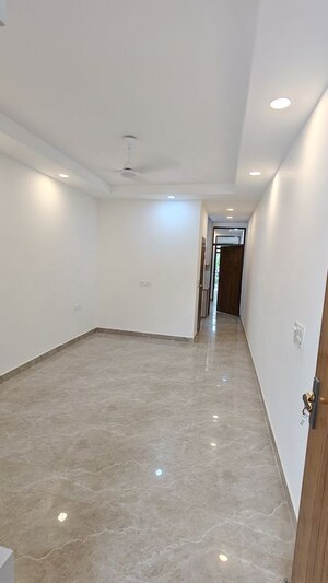 Room in 2 BHK Builder Floor at Malviya Nagar – for Rent