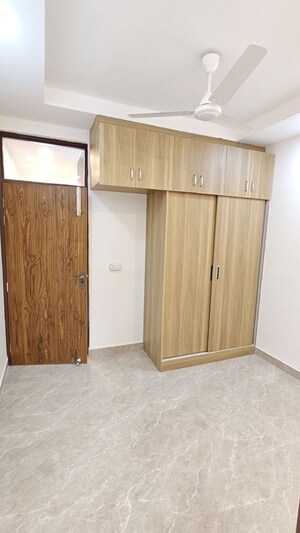 Room in 2 BHK Builder Floor at Malviya Nagar – for Rent