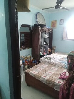 3 BHK Apartment For Rent in Vasant Apartment Mayur Vihar