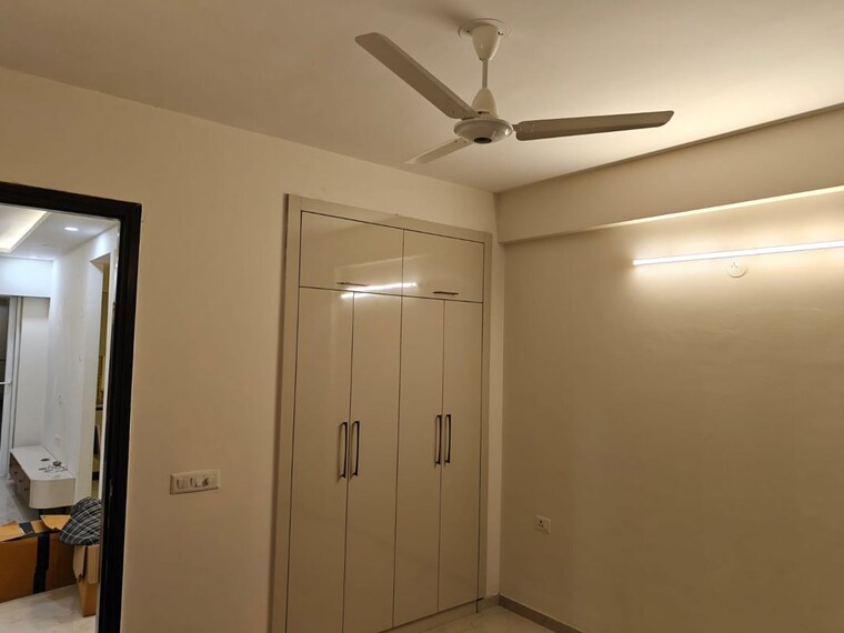 Room, sector 57 2 Bedroom 1200 Sq.Ft. Builder Floor In Sector 57 Gurgaon 10244132