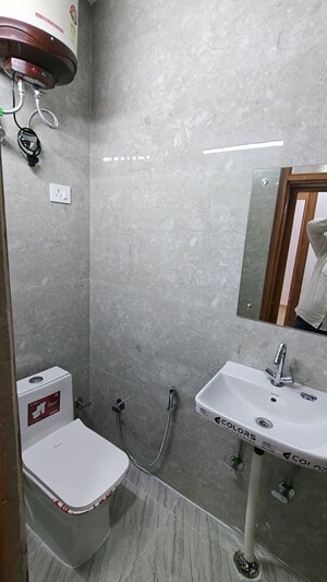 Bathroom in 1 BHK Builder Floor at Malviya Nagar – for Rent