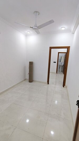 Room in 2 BHK Builder Floor at Malviya Nagar – for Rent