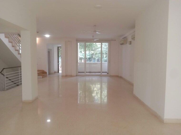 Room, emaar-the-palm-spring-villas 6 Bedroom 360 Sq.Yd. Villa In Sector 54 Gurgaon 10244151
