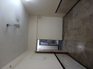 Furnished Amenities in 1 BHK Apartment at Jaspark CHS, Goregaon East – for Rent