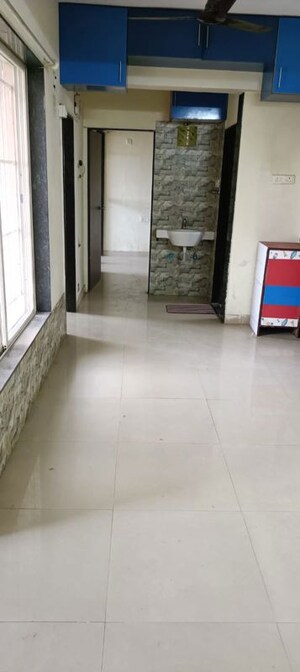 Room in 2 BHK Apartment at Mittal Arcvista, Dhanori – for Rent