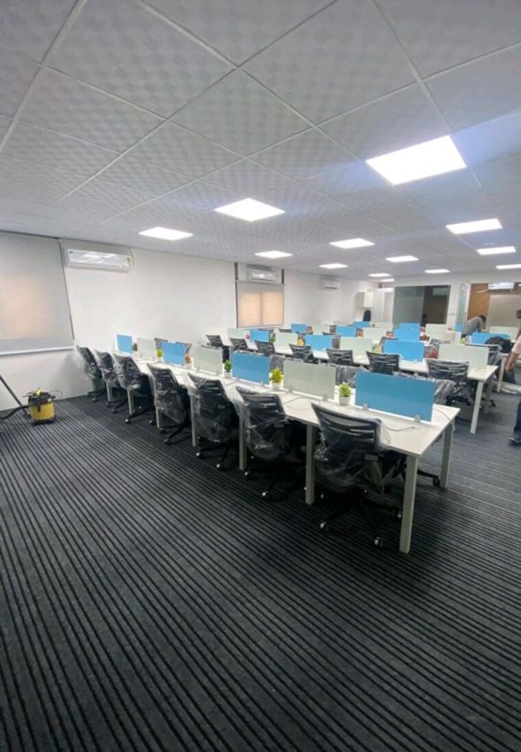 Team Area, sector 63 Commercial Office Space 3500 Sq.Ft. In Sector 63 Noida 10244225