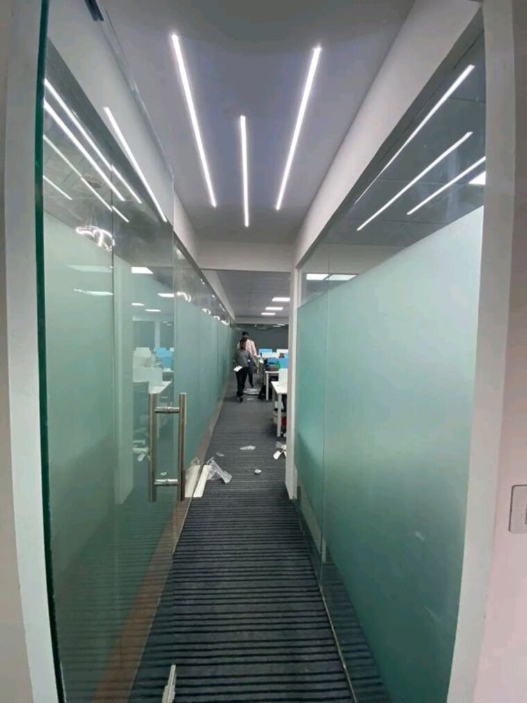 undefined, sector 63 Commercial Office Space 3500 Sq.Ft. In Sector 63 Noida 10244225