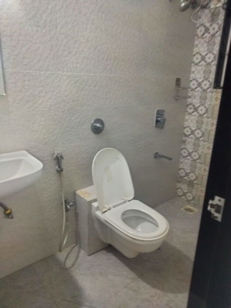 Bathroom, runwal-forests 2 Bedroom 750 Sq.Ft. Apartment In Kanjurmarg West Mumbai 10244231