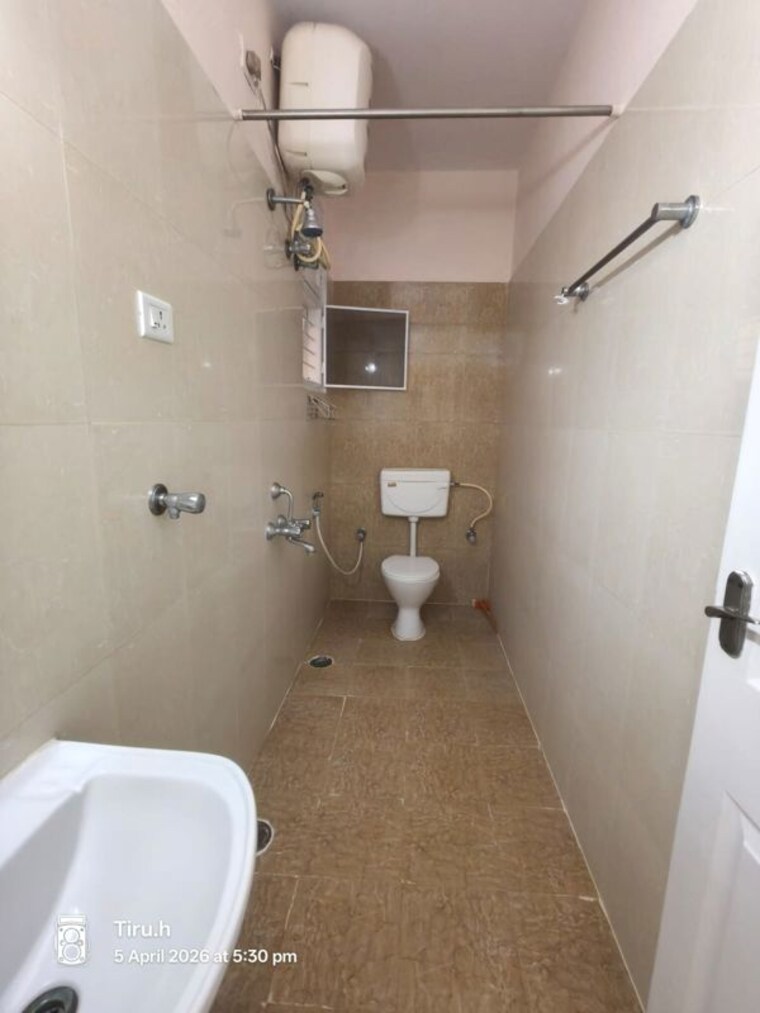 Bathroom, hsr layout sector 3 1 Bedroom 600 Sq.Ft. Independent House In Hsr Layout Sector 3 Bangalore 10244273