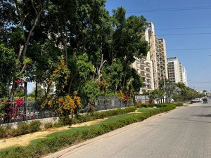  Shop – Exterior View View at Puri Anand Villas Phase II, Sector 81 - for Rent