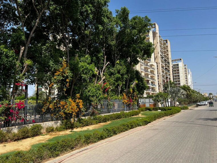Exterior View, puri-anand-villas-phase-ii Commercial Shop 400 Sq.Ft. In Sector 81 Faridabad 10138037