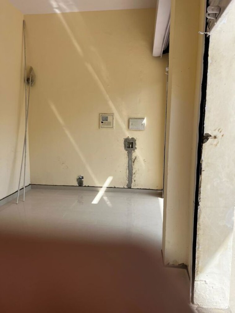 undefined, puri-anand-villas-phase-ii Commercial Shop 400 Sq.Ft. In Sector 81 Faridabad 10138037