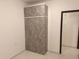 Room in 2 BHK Apartment at Lalani Valentine Apartment 1 Wing D, Malad East – for Rent