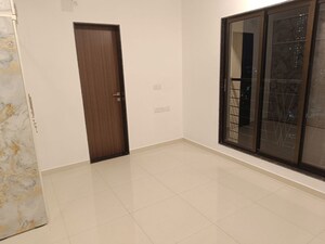 Room in 2 BHK Apartment at Arcade Serene, Malad West – for Sale
