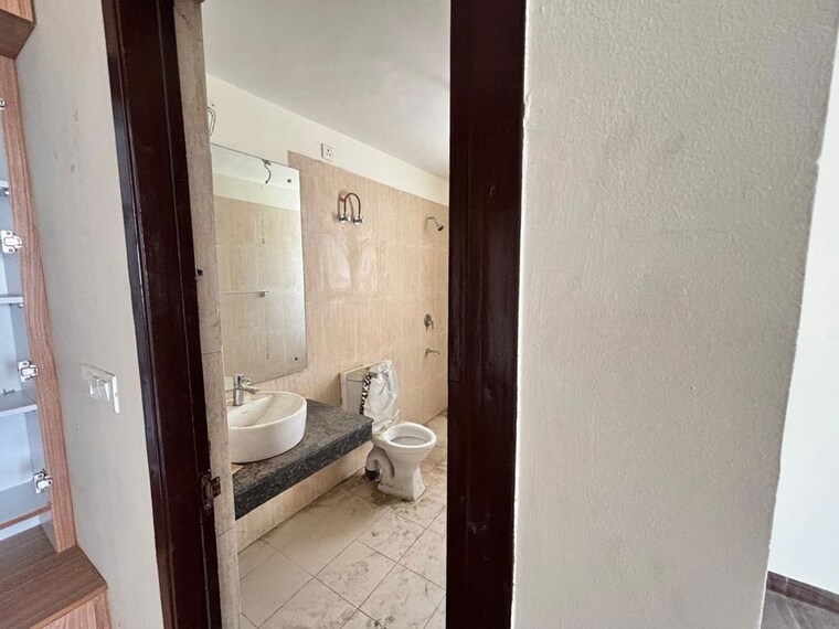 Bathroom, smart-world-gems 2.5 Bedroom 1194 Sq.Ft. Builder Floor In Sector 89 Gurgaon 10244294