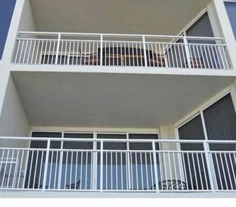 Balcony, sector 81 2 Bedroom 1050 Sq.Ft. Builder Floor In Sector 81 Noida 10244299