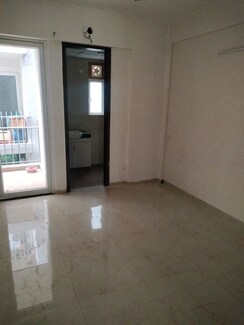 3.5 BHK + Pooja Room,Servant Room,Study Room Builder Floor For Rent in Smart World Gems