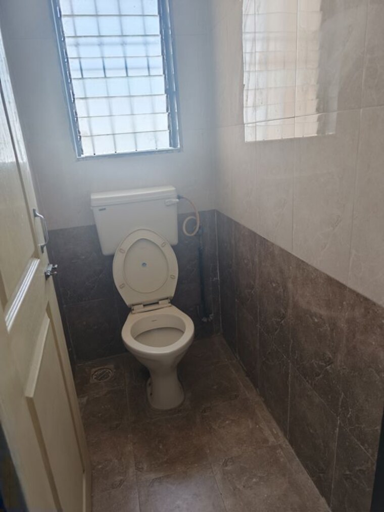 Bathroom, mahindra-alcove 2 Bedroom 730 Sq.Ft. Apartment In Chandivali Mumbai 10244314