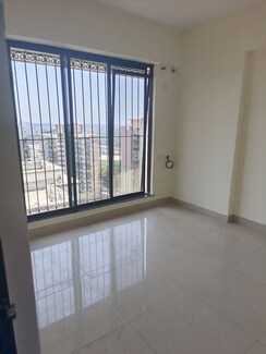 2 BHK + Servant Room Apartment For Rent in Mahindra Alcove