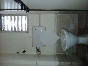 Bathroom in 1 BHK Apartment at Goregaon East – for Rent