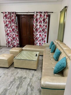 2 BHK Builder Floor For Rent in Unitech South City 1