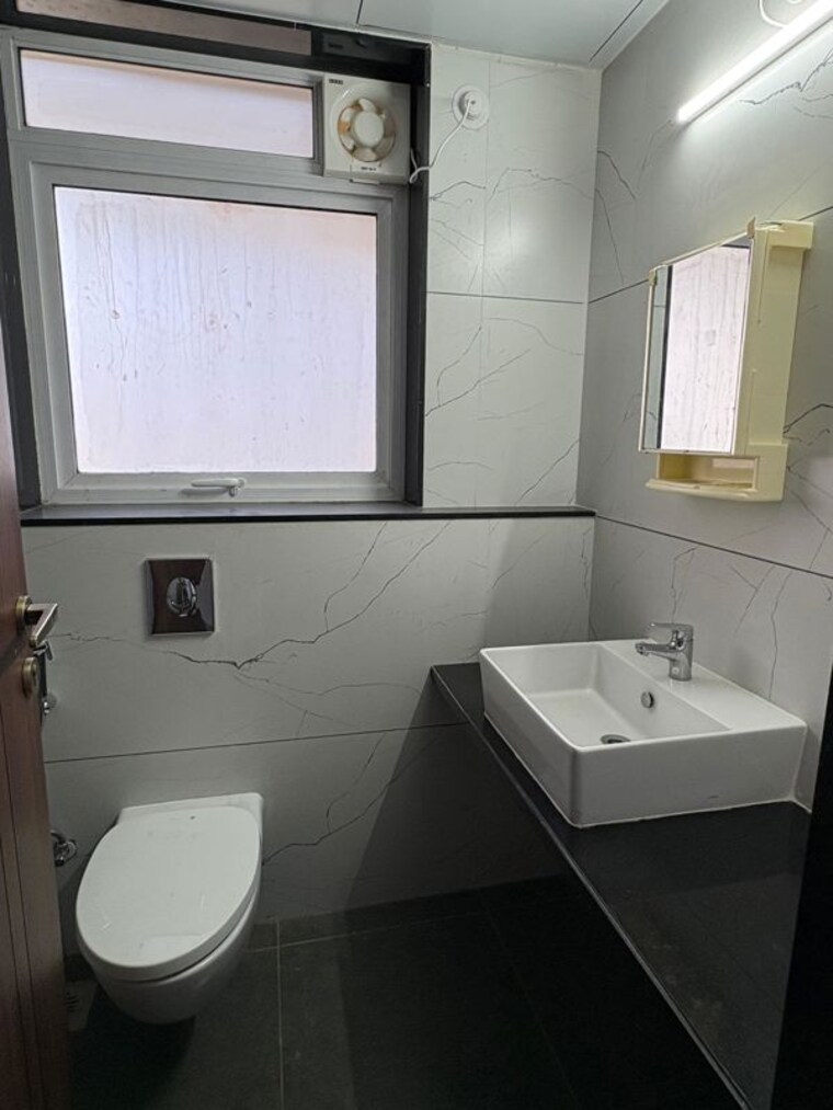 Bathroom, sai-residency-aundh 3 Bedroom 1650 Sq.Ft. Apartment In Aundh Pune 10244328