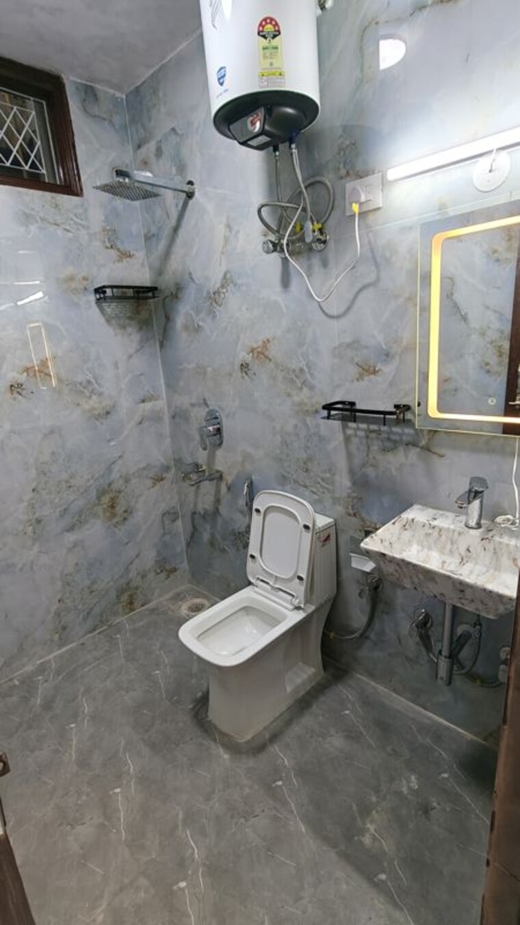 Team Area, malviya nagar 1 Bedroom 700 Sq.Ft. Builder Floor In Malviya Nagar Delhi 10244356