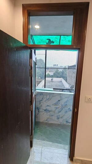 Bedroom in 1 BHK Builder Floor at Malviya Nagar – for Rent