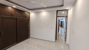 Room in 1 BHK Builder Floor at Malviya Nagar – for Rent