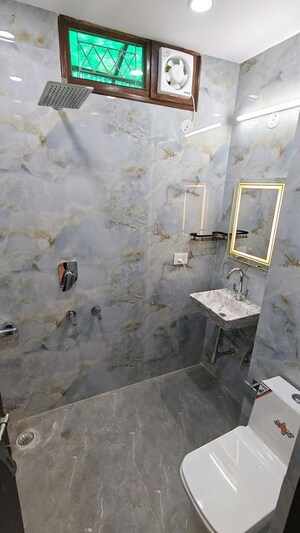 Bathroom in 1 BHK Builder Floor at Malviya Nagar – for Rent