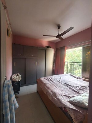 2 BHK Apartment For Rent in LnT Realty Crescent Bay, Parel