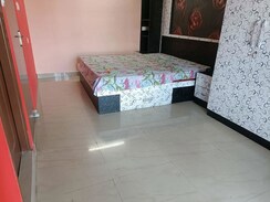 2 BHK Apartment For Rent in Mahaveer Chalet