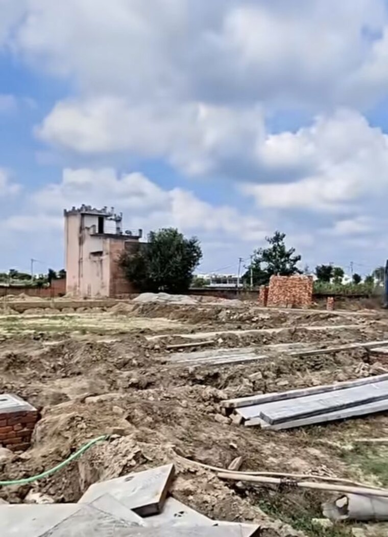 undefined, modipuram  100 Sq.Yd. Plot In Modipuram Meerut 10244269