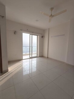 2.5 BHK + Study Room Builder Floor For Rent in Signature Global Park 4 and 5