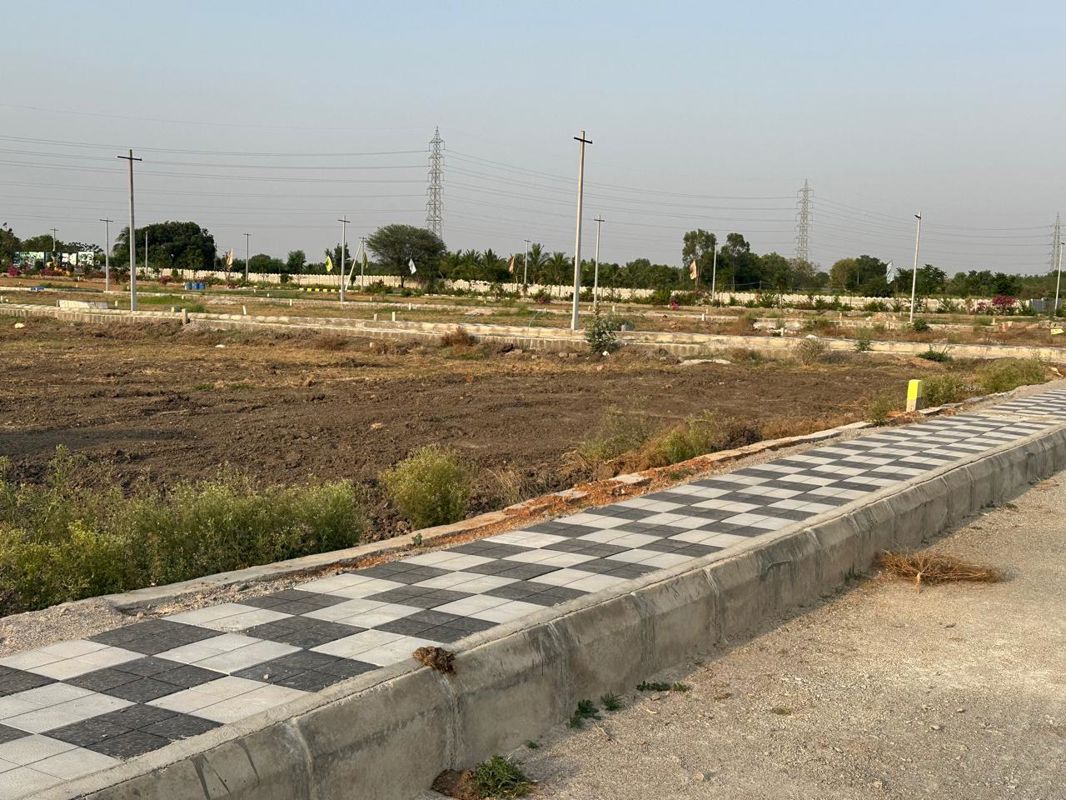 Plot For Sale in Nimz County