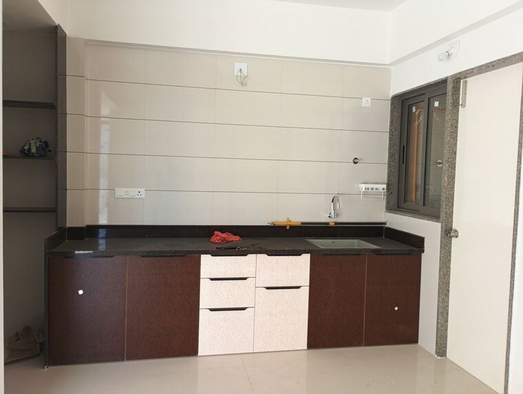 Kitchen, shela 3 Bedroom 944 Sq.Ft. Apartment In Shela Ahmedabad 10222192