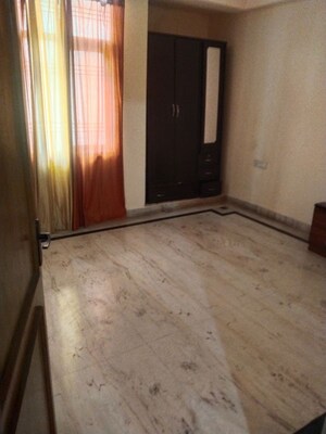 Room in 3 BHK Apartment at Aishbagh – for Sale
