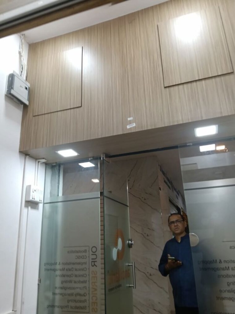 Other, malad east Commercial Office Space 102 Sq.Ft. In Malad East Mumbai 10244480